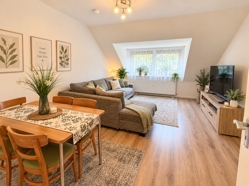 Wohnzimmer - Provisionsfrei* 3-Zimmer Wohnung in attraktiver Lage zu verkaufen!