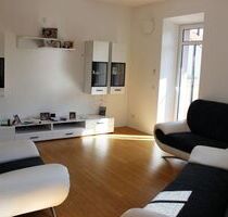 Nahe Lech-Auen: Sanierte 92 qm Altbauwohnung 2 12 Zi. mit 2 Balkonen, Parkett, hohen Räumen, ruhig, nähe KUKA Augsburg