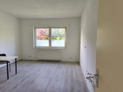 Wohn-Ess-Bereich - 4 Zimmer Erdgeschoßwohnung in Winkelhaid