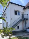 Eingangsbereich mit Garten - 4-Zimmer-Wohnung in Winkelhaid - ohne Makler