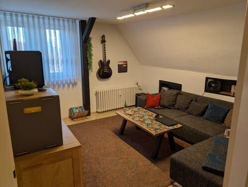 _Wohnzimmer_DG1 - 2 Zimmer Etagenwohnung zur Miete in Hildesheim
