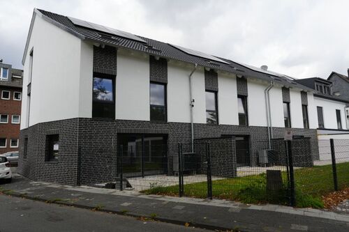 _DSC3933 - Provisionsfrei* Neubau Einfamilienhaus mit PV 10,4 KW integrierter Garage Energiebedarf 22,4 kWhm2a