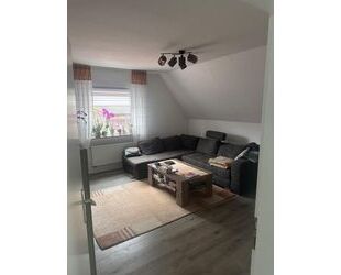 Renovierte 76 m² große Dachgeschosswohnung mit Einbauküche - Neuenkirchen-Vörden