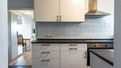 B282773j2213 - 