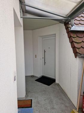 Wohnungseingang - 3 Zimmer Maisonettenwohnung in Illertissen