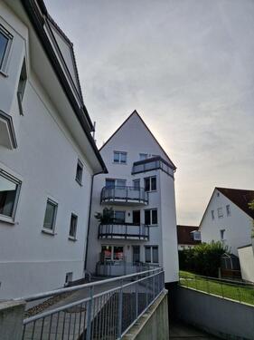 Außenansicht - Provisionsfrei* Charmante 3 Zimmer Maisonette Dachgeschosswohnung mit Balkon & TG Stellplatz in Illertissen