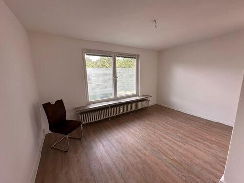 Zusatz: Büro/Gästezimmer 400 - 