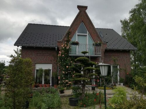 Haus Südseite - Provisionsfrei* Haus mit 255qm, 3966qm Garten, provisionsfrei, Einliegerwohung, Ortsradlage, barrierrefrei