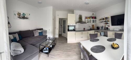 Wohn-Ess-Küche - 2 Zimmer Erdgeschoßwohnung in Düsseldorf