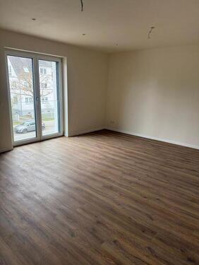 Wohnzimmer - 2- Zimmerwohnung mit 57,00 m&sup2; in Berlin zur Miete