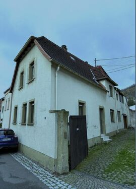 Dagobertstr_Ansicht_Strasse - 7 Zimmer Einfamilienhaus zum Kaufen in Frankweiler
