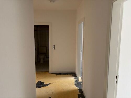 flur - 2- Zimmerwohnung mit 56,74 m&sup2; in Hamburg zum Kaufen