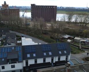 Provisionsfrei* Neubau Eckhaus EFH mit PV 10,4 KW+Garage Energiebedarf 22,4 kWhm2a - Duisburg