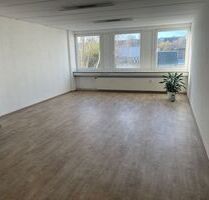 Moderne Bürofläche City-Ost - 207,00&nbsp;EUR Kaltmiete, ca.&nbsp; 30,00&nbsp;m&sup2; in Dortmund (PLZ: 44143)