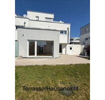 Provisionsfrei* Modernes Reiheneckhaus in Bestlage von Schönaich