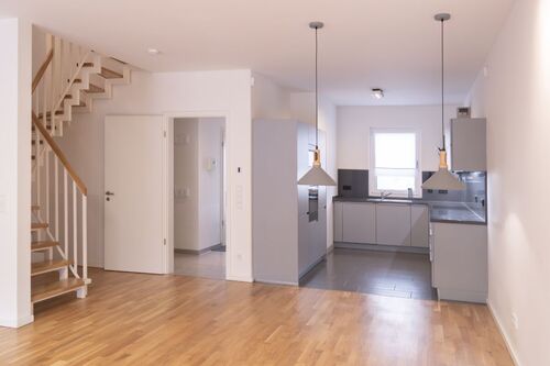 Wohnzimmer - Provisionsfrei* Familienfreundliches Reihenhaus mit Garten & Stellplatz