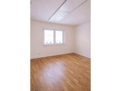 Gäste-Arbeitszimmer DG - 