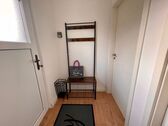 Garderobe - heller Eingangsbereich - 