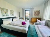 Schlafzimmer 1 mit Zustellbett - 
