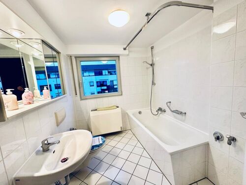 d19934b9-40a8-4074-baa9-2b60510a6eed - 