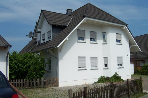 Hausansicht aus Süden - Appartement mit 44,80 m&sup2; in Simmern zur Miete