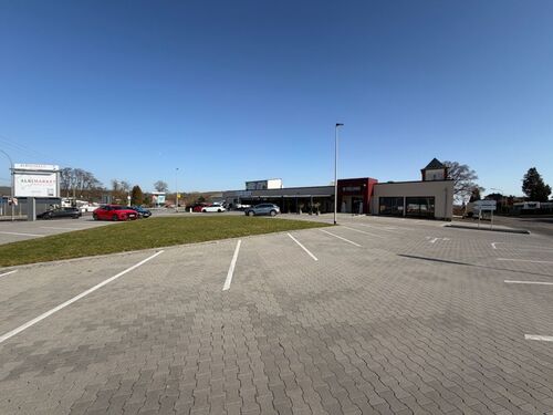 Ansicht Parkplatz - Büro in Siershahn