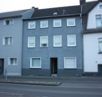 Provisionsfrei* Großzügiges Haus in Bedburg mit Einbauküche, 2 Garagen mit XXL-Terrassenpotenzial & Top-Pendlerlage zu Köln oder Düsseldorf