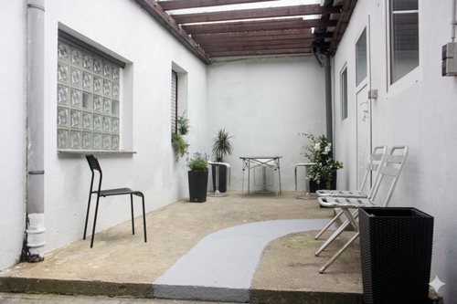 12 (Innenhof) - 