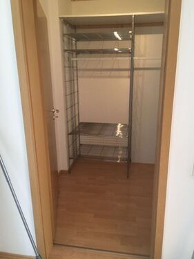Abstellkammer - 