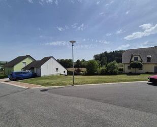Provisionsfrei* Voll erschlossenes Baugrundstück mit Massivgarage ohne Bauzwang - Preis angepasst! - Windischeschenbach