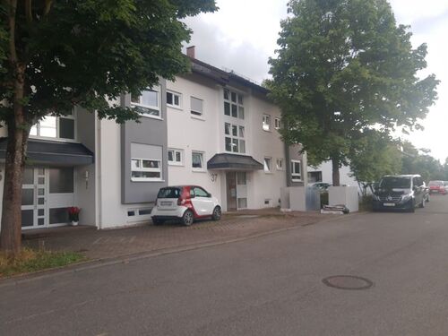 Ansicht Haus - Provisionsfrei* Helle 1 Zi-Whg in Neuhausen - renoviert und sofort beziehbar