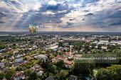 In the heart of green but not far from City Centre_TVTowerbeschriftet - 