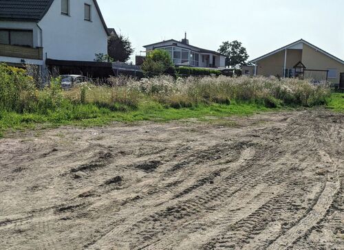 Sicht von Zuwegung nach links - Grundstück zum Kaufen in Kitzscher