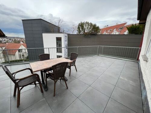 Terrasse - 3- Zimmerwohnung mit 75,00 m&sup2; in Leonberg zur Miete