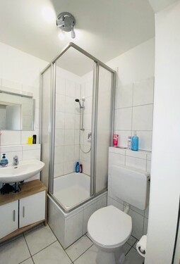Bad - 1 Zimmer Etagenwohnung in Essen