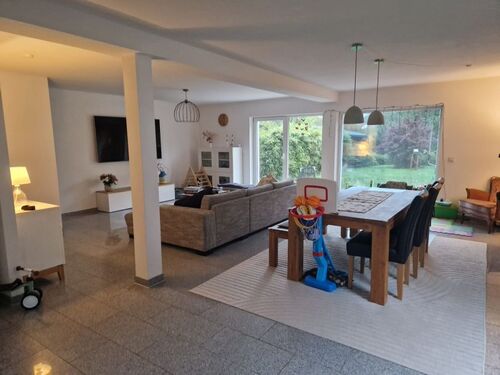 29552904-4604-4efd-b414-cdfac090f9ce - 