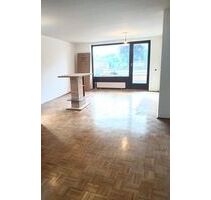 Essen-Frohnhausen 2 Zimmer 68qm neu modernisiertes Bad, komplett renoviert, mit Balkon und Einbauküche