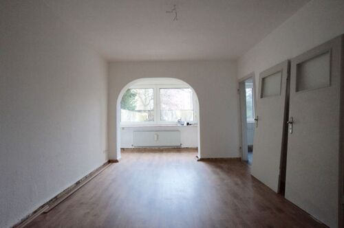 23B91847-9602-4A6A-9CF1-F6A5691E1A12_1_105_c - Schöne 3 Zimmer Wohnung im gepflegten Haus !
