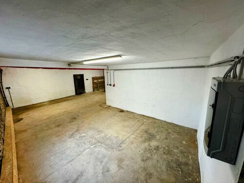 Ansicht zur Eingangstür - Freifläche in Aachen zur Miete