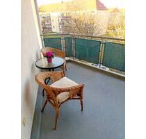 Provisionsfrei* !! Blick ins Grüne !! ruhige WOHNUNG * sonniger BALKON * Stellplatz in Tiefgarage * DRESDEN-REICK