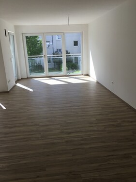 IMG_7354 - 3- Zimmerwohnung mit 83,71 m&sup2; in Erlangen zur Miete