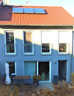 Ansicht Süd 17 - Provisionsfrei* AALEN 1 a TOPLAGE neuw. 5,5 Zi. DHH 163 m² *SOLAR*Zisterne*KAMIN*Vollkeller#