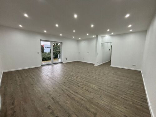 Büroraum1 - Repräsentatives Büro Praxis mit starker Kundenfrequenz an Hauptstraße
