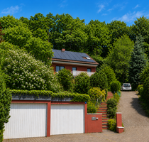 Provisionsfrei* Exklusives 1-2 Familienhaus in Traumlage! bei Grundstücksteilung 470.000 - Rödental