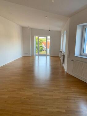 Wohnbereich - Helle 3-Zimmer-Wohnung im Zentrum von Gerresheim