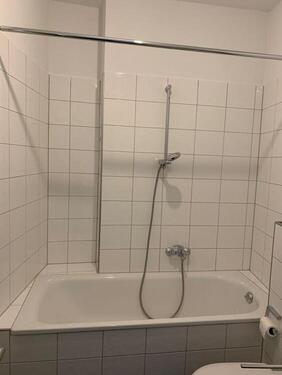 Badezimmer - Etagenwohnung mit 87,00 m&sup2; in Düsseldorf zur Miete