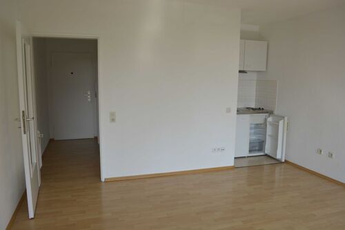 1 - Wohn- u. Schlafzimmer - Appartement zu vermieten - 329,00&nbsp;EUR Kaltmiete, ca.&nbsp; 26,00&nbsp;m&sup2;&nbsp;Wohnfl&auml;che