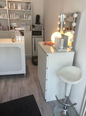 Laden Kosmetik 25qm 2 - 