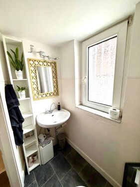 Studio Bad - 1 Zimmer Büro zur Miete in Essen