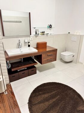Badezimmer - 2 Zimmer 2- Zimmerwohnung zur Miete in Düsseldorf